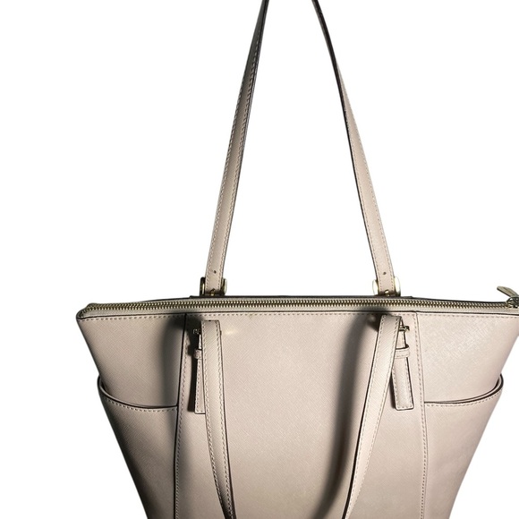 Michael Kors NWOT Tote shoulder Bag - Picture 2 of 9